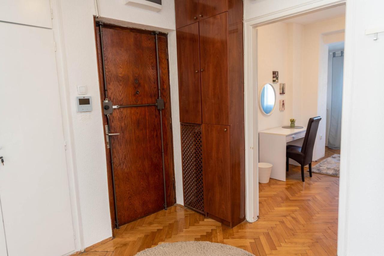 Sweet House Parlament Appartement Belgrado Buitenkant foto