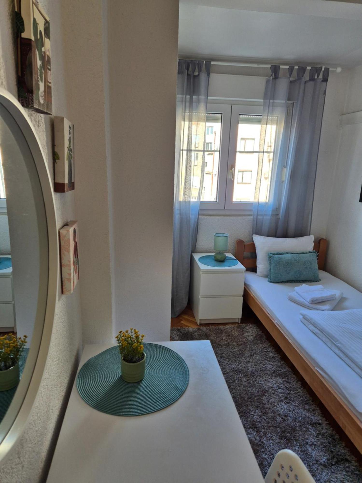 Sweet House Parlament Appartement Belgrado Buitenkant foto